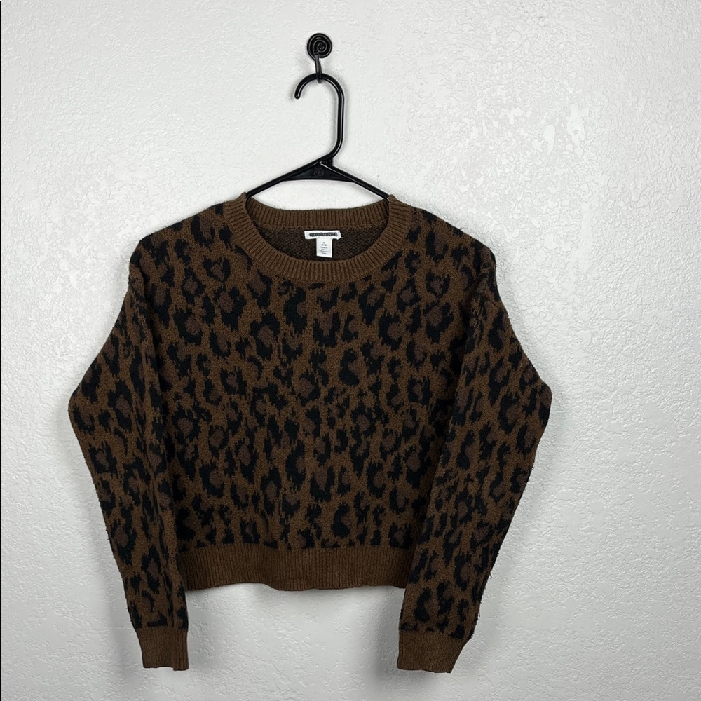 Nordstrom Women’s Brown and Black Leopard Cropped Sweater Crew Neck Sz M Mobwife
